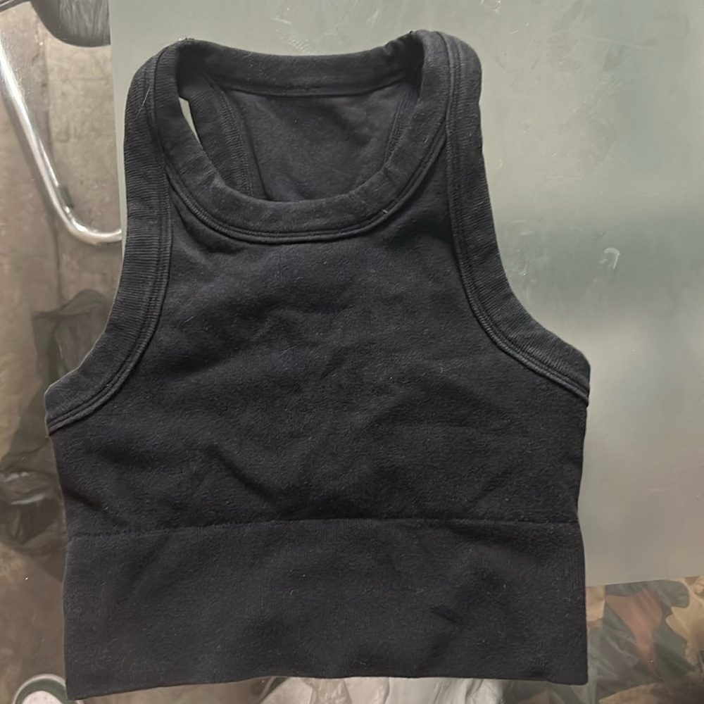 Alo yoga black tank top size xs